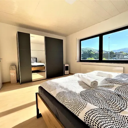 Appartamento Traumaussicht Kamin Balkon Burgblick 65 Zoll Tv Netflix Sky Joyn Lindenplatz Bullay Esterno foto